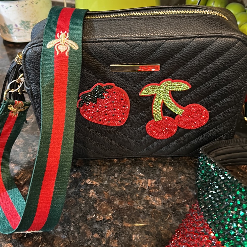 Set ❤️ - Picture 3 of 3
